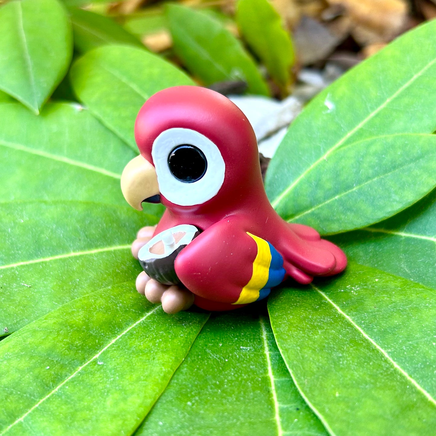 Parrot figurine