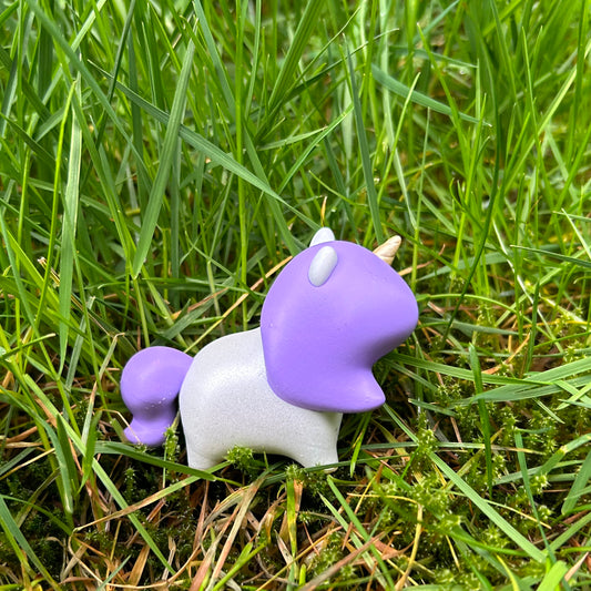 Violet the unicorn mane side